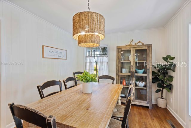 10 Myrtle Ln, Hilton Head Island, SC 29928