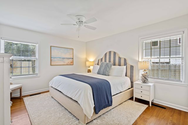 10 Myrtle Ln, Hilton Head Island, SC 29928