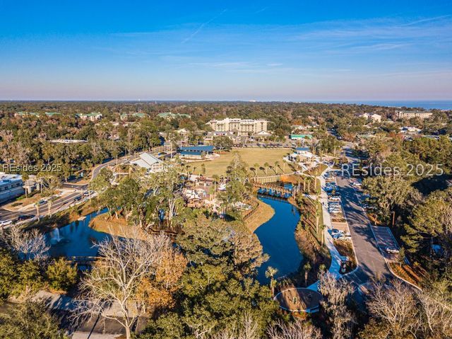 10 Myrtle Ln, Hilton Head Island, SC 29928