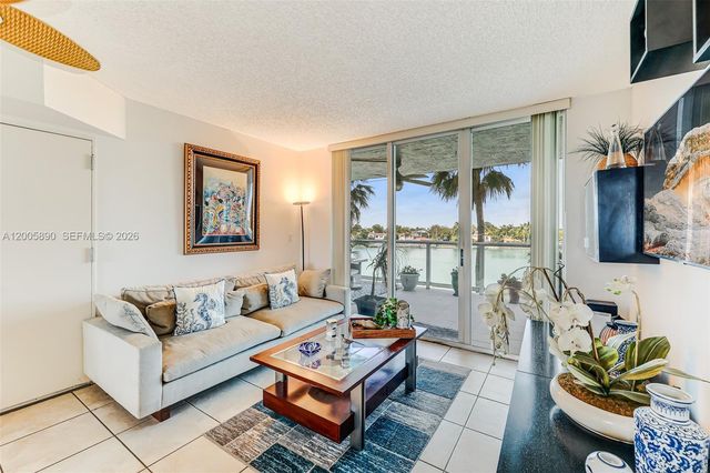 5900 Collins Ave 402, Miami Beach, FL 33140