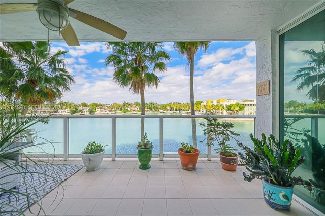 5900 Collins Ave 402, Miami Beach, FL 33140