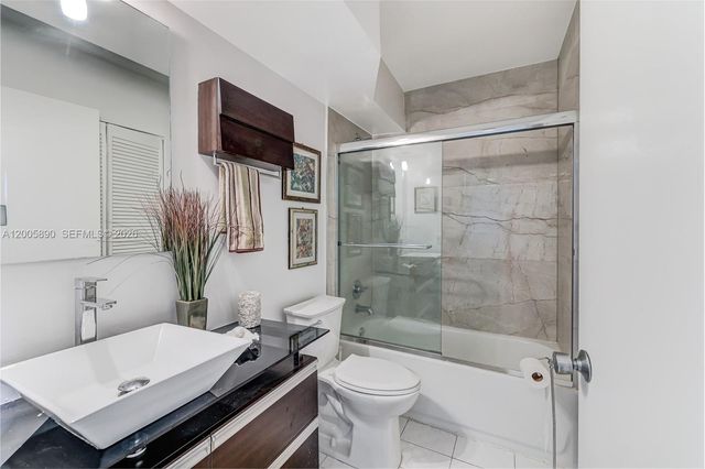 5900 Collins Ave 402, Miami Beach, FL 33140