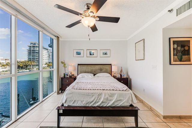 5900 Collins Ave 402, Miami Beach, FL 33140