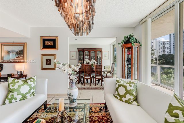 5900 Collins Ave 402, Miami Beach, FL 33140