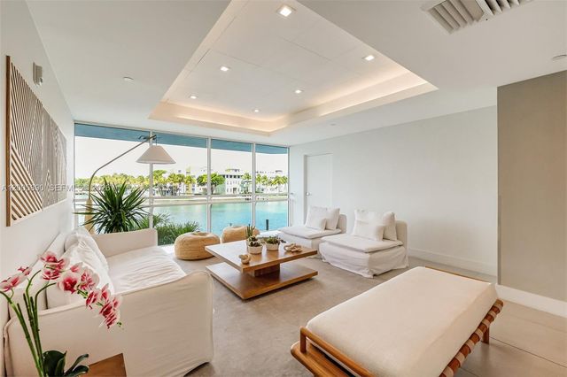 5900 Collins Ave 402, Miami Beach, FL 33140