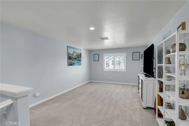 16064 Symphony Lane, Fontana, CA 92336