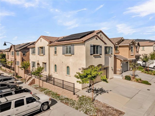 16064 Symphony Lane, Fontana, CA 92336
