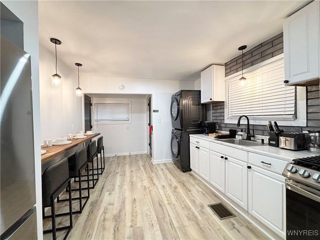 238 71st Street, Niagara Falls, NY 14304