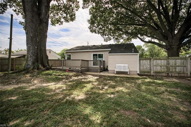1207 77th ST, Newport News, VA 23605