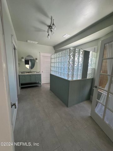 424 E 6TH Street, Jacksonville, FL 32206