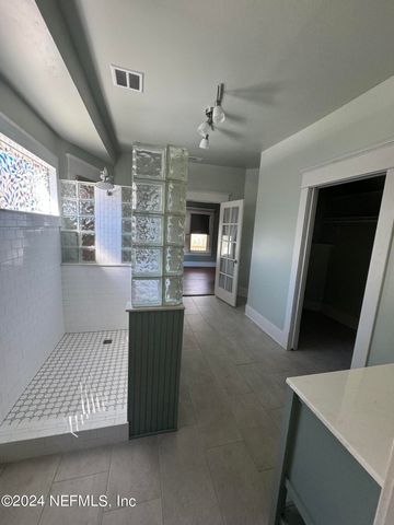 424 E 6TH Street, Jacksonville, FL 32206