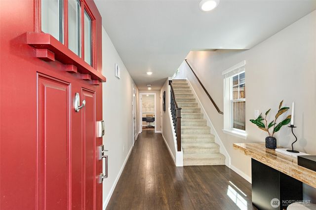 6724 34th Avenue SW, Seattle, WA 98126
