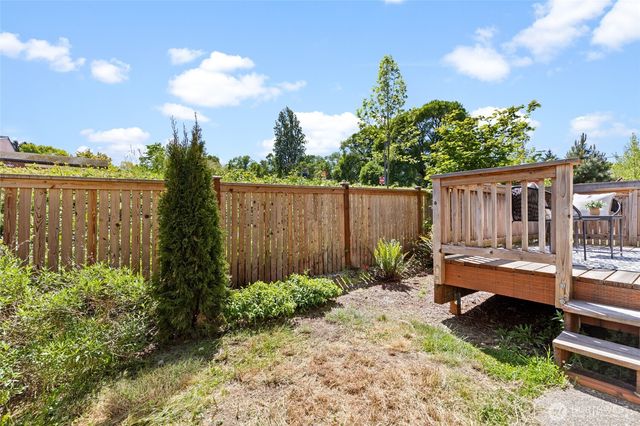 6724 34th Avenue SW, Seattle, WA 98126