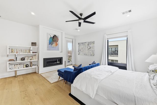 2106 Allwood DR D, Austin, TX 78704