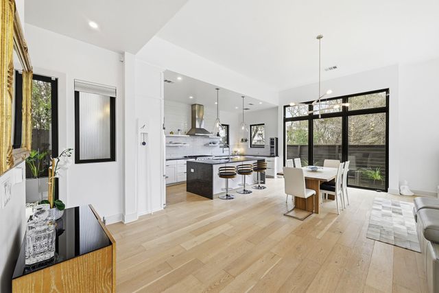 2106 Allwood DR D, Austin, TX 78704