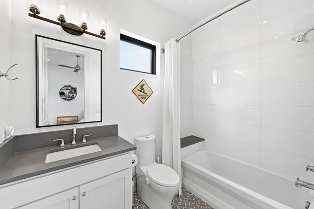 2106 Allwood DR D, Austin, TX 78704