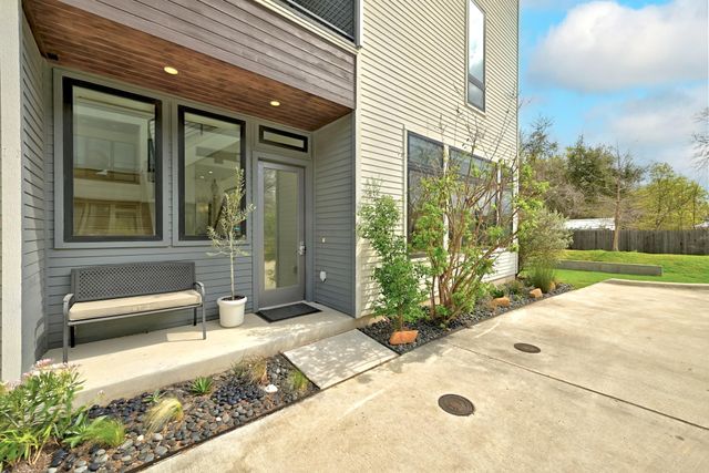 2106 Allwood DR D, Austin, TX 78704