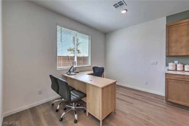 5133 HOLLYBURN Court, North Las Vegas, NV 89031