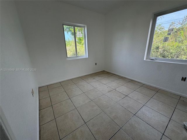 8301 NW 5th Ave 8301, Miami, FL 33150