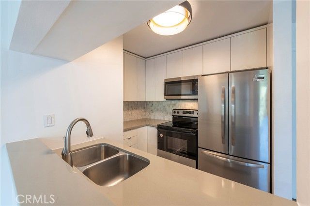 1440 Veteran Avenue 403, Los Angeles, CA 90024