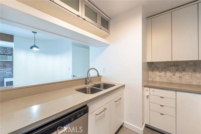 1440 Veteran Avenue 403, Los Angeles, CA 90024