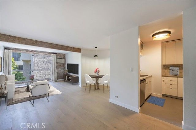 1440 Veteran Avenue 403, Los Angeles, CA 90024