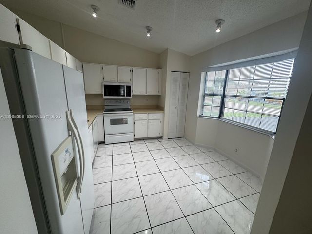 8848 NW 76th Court, Tamarac, FL 33321