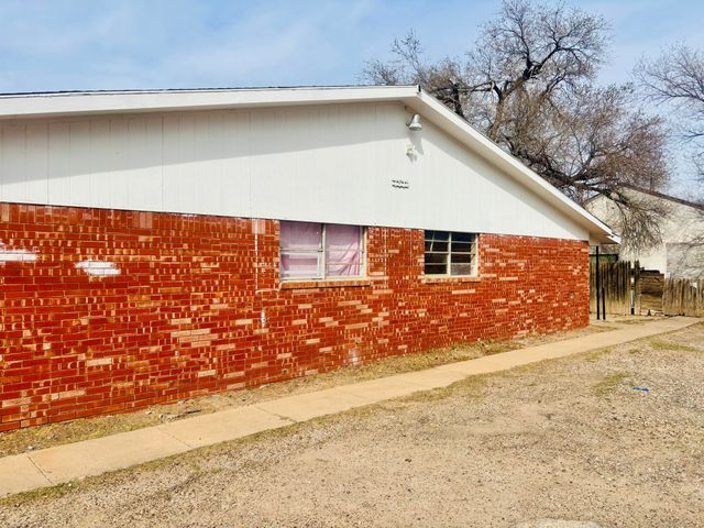 1510 29th Place, Lubbock, TX 79411