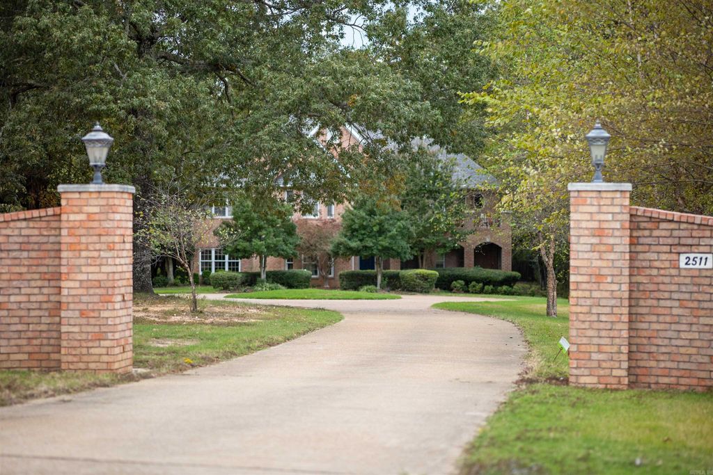 2511 Casey Springs Road, Jonesboro, AR 72404