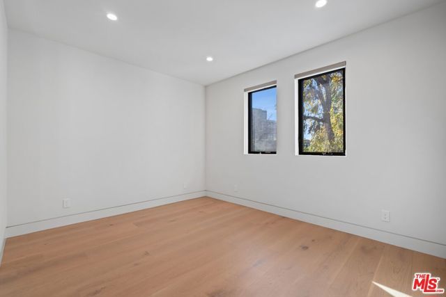 4708 Noble Avenue, Sherman Oaks, CA 91403