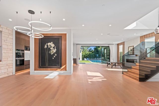 4708 Noble Avenue, Sherman Oaks, CA 91403