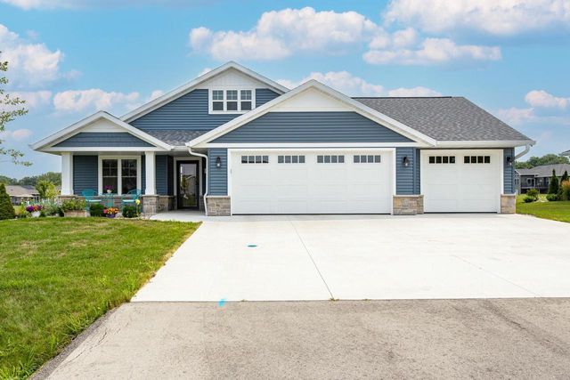 1712 ADDIE PARKWAY, Oshkosh, WI 54904