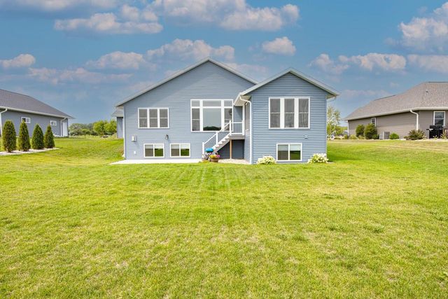 1712 ADDIE PARKWAY, Oshkosh, WI 54904