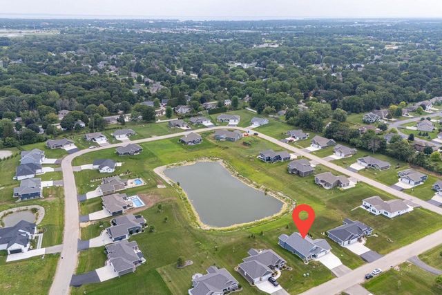 1712 ADDIE PARKWAY, Oshkosh, WI 54904