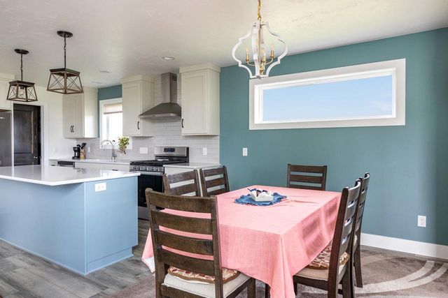 1712 ADDIE PARKWAY, Oshkosh, WI 54904