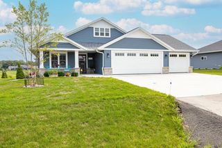 1712 ADDIE PARKWAY, Oshkosh, WI 54904