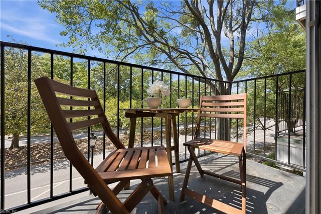 207 Westover Ave Apt 202, Norfolk, VA 23507