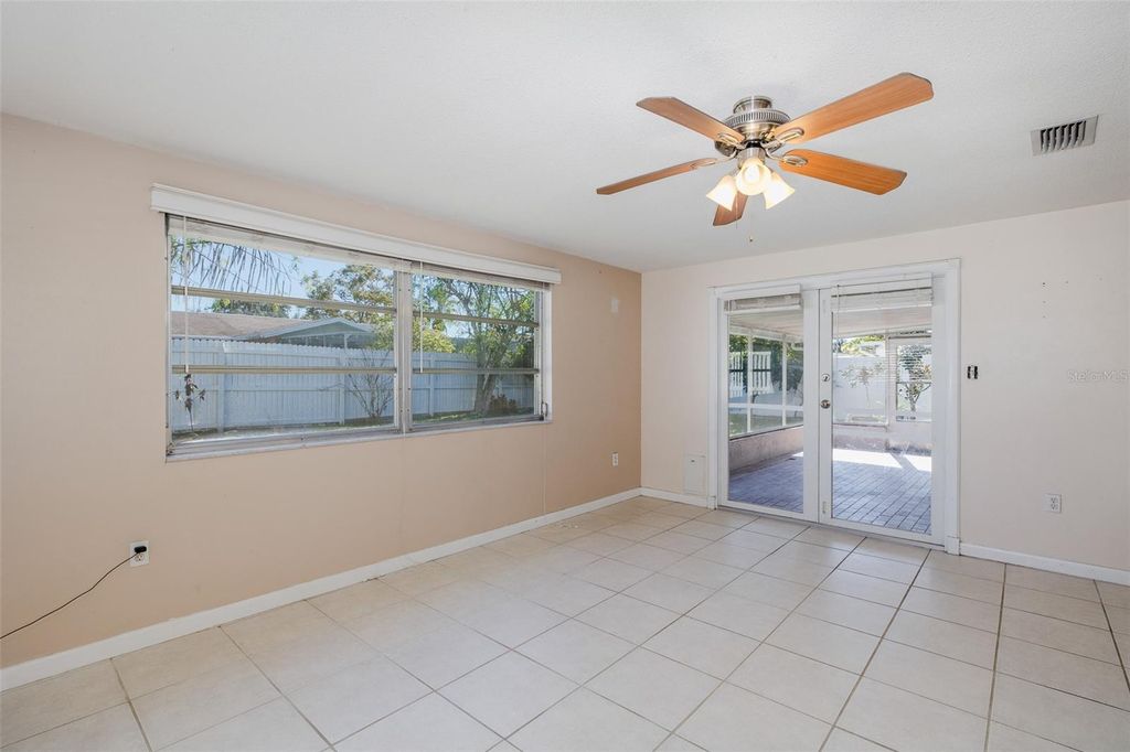 Image 11 of property listing at 10328 HOLLY DRIVE, Port Richey, FL 34668