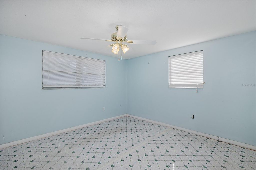 Image 20 of property listing at 10328 HOLLY DRIVE, Port Richey, FL 34668