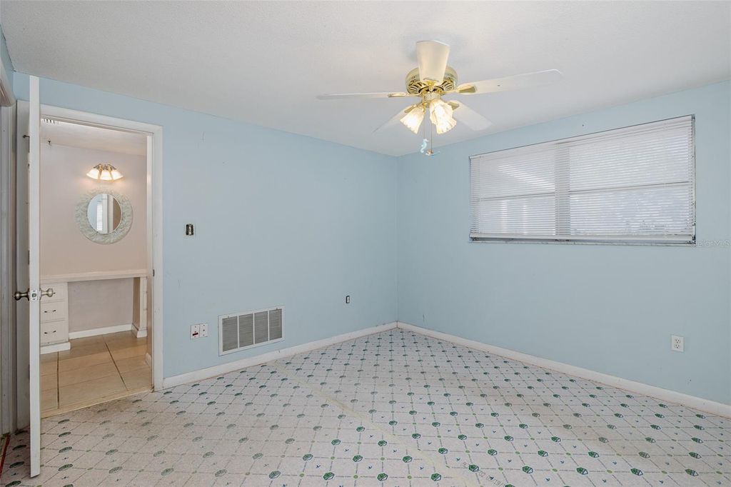 Image 22 of property listing at 10328 HOLLY DRIVE, Port Richey, FL 34668