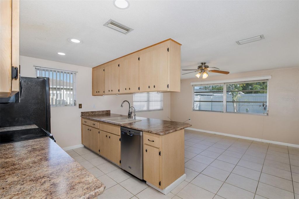 Image 9 of property listing at 10328 HOLLY DRIVE, Port Richey, FL 34668