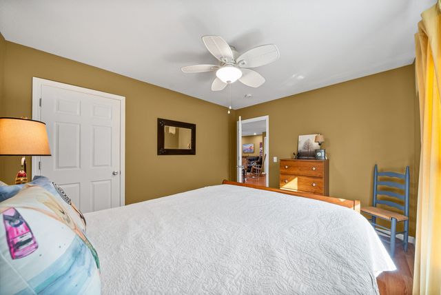 359 Riverview Dr, Dover, TN 37058