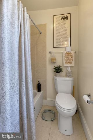 2228 TAGGERT ST, Philadelphia, PA 19125