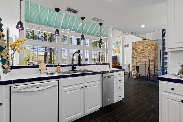 103 Pennys Path, Beckville, TX 75631