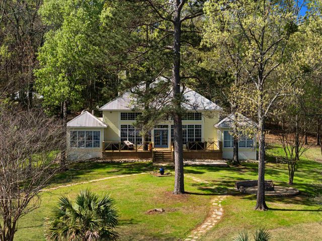 103 Pennys Path, Beckville, TX 75631