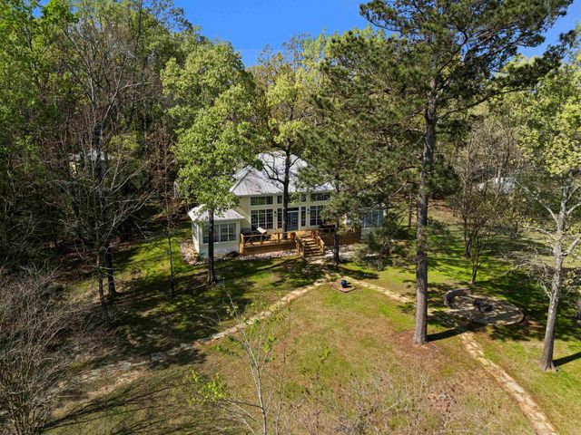 103 Pennys Path, Beckville, TX 75631