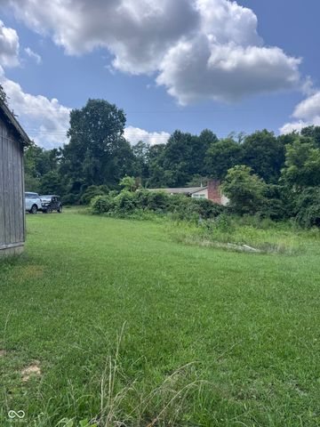 1612 N Lane Drive, Bloomington, IN 47404
