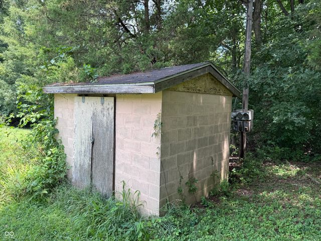 1612 N Lane Drive, Bloomington, IN 47404