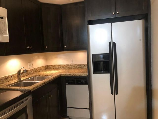 2424 SE 17th Street 103B, Fort Lauderdale, FL 33316