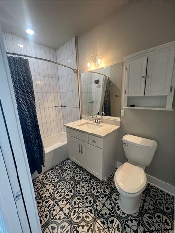 1390 S Duncan Avenue, Fayetteville, AR 72701